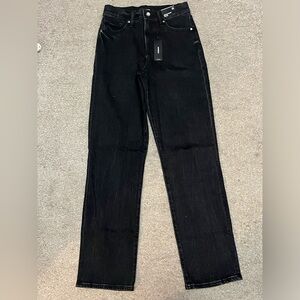 NWT Express High Waisted Black Modern Straight Jeans